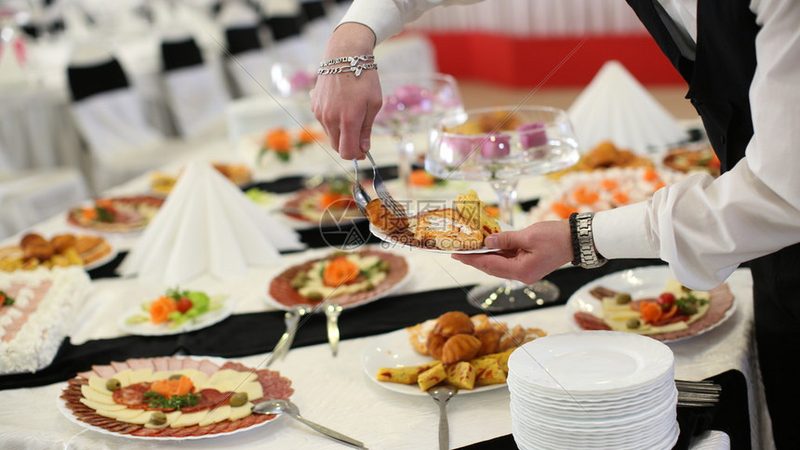 餐饮食材配送流程：从源头到餐桌的食品安全保障**